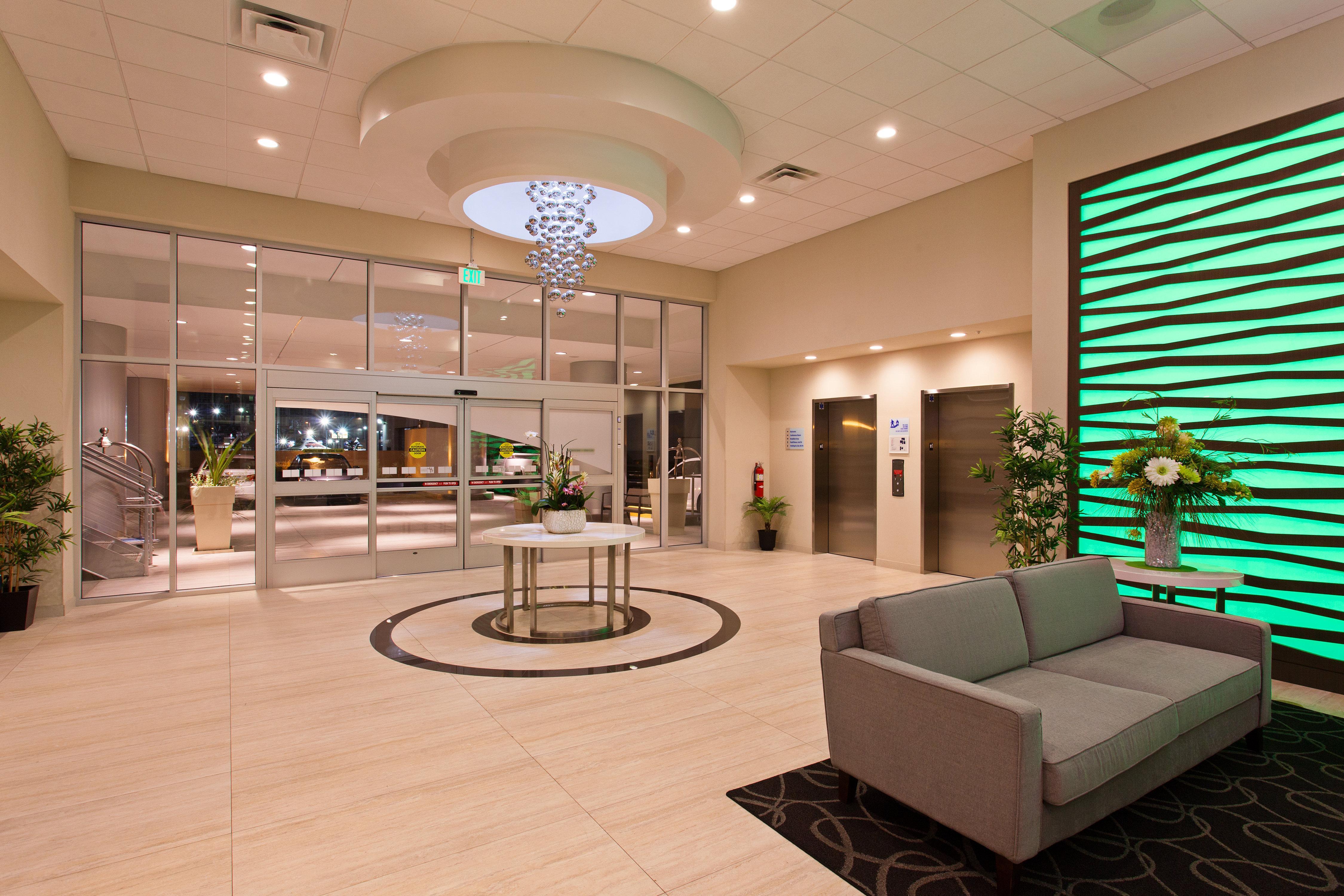 Holiday Inn Express North Hollywood - Burbank Area By Ihg Los Angeles Exterior photo